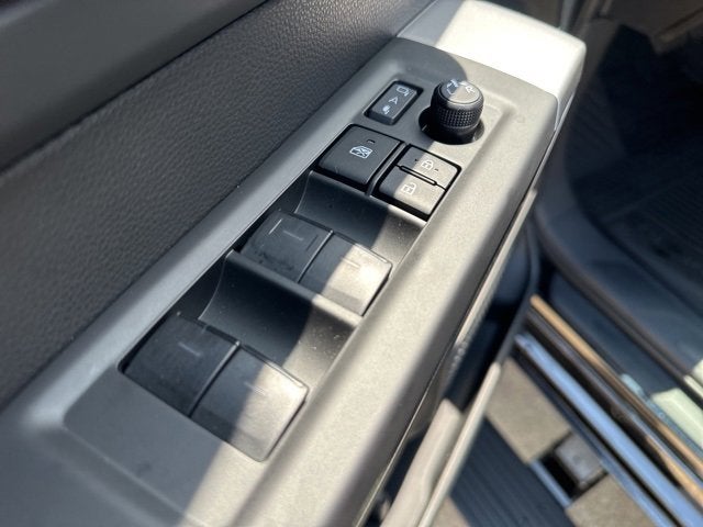 2025 Toyota Tundra 4WD Platinum