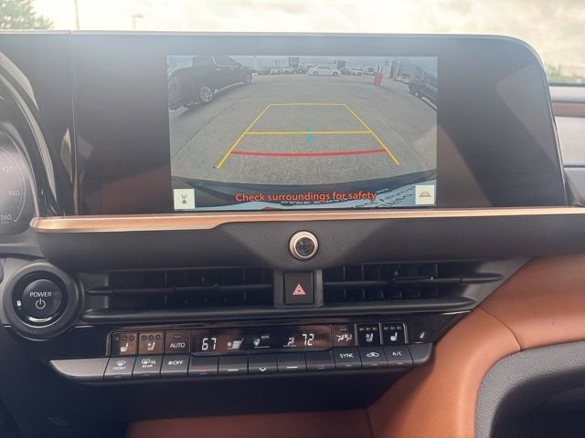 2025 Toyota Crown Signia Limited