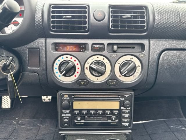 2002 Toyota MR2 Spyder Base