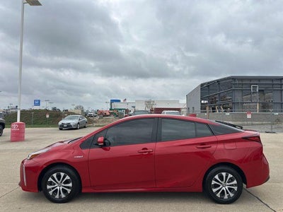 2020 Toyota Prius LE