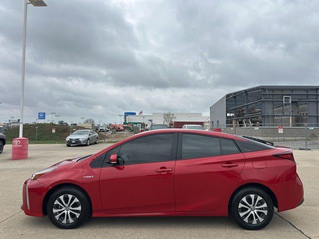 2020 Toyota Prius LE