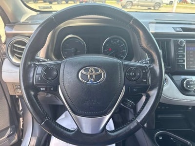 2018 Toyota RAV4 Hybrid XLE