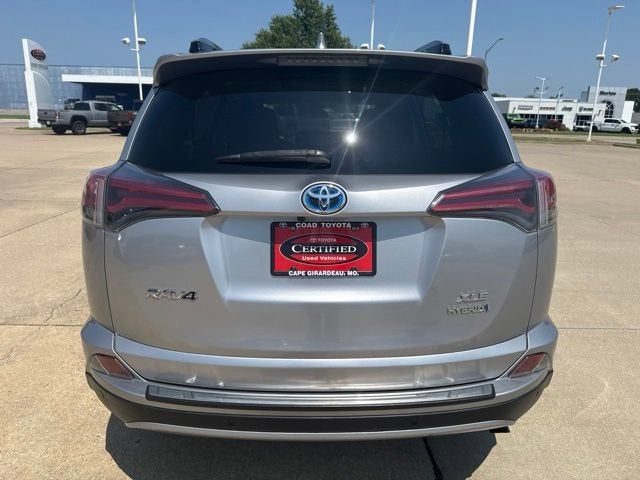 2018 Toyota RAV4 Hybrid XLE