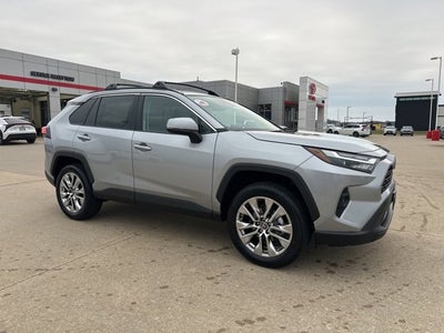 2025 Toyota RAV4 XLE Premium