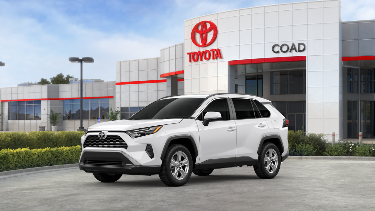 2025 Toyota RAV4 XLE