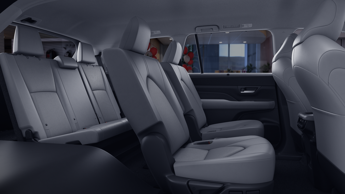 2026 Toyota Grand Highlander Hybrid XLE