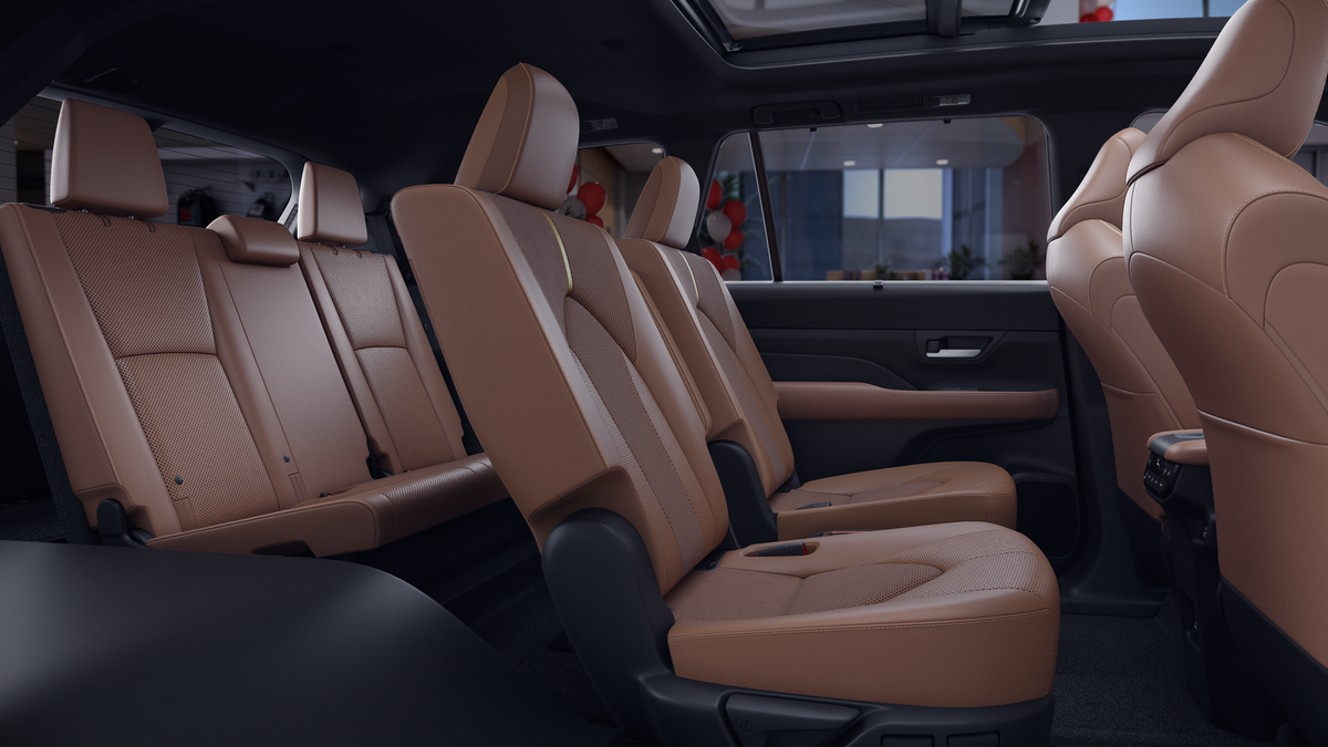 2026 Toyota Grand Highlander Hybrid MAX Platinum