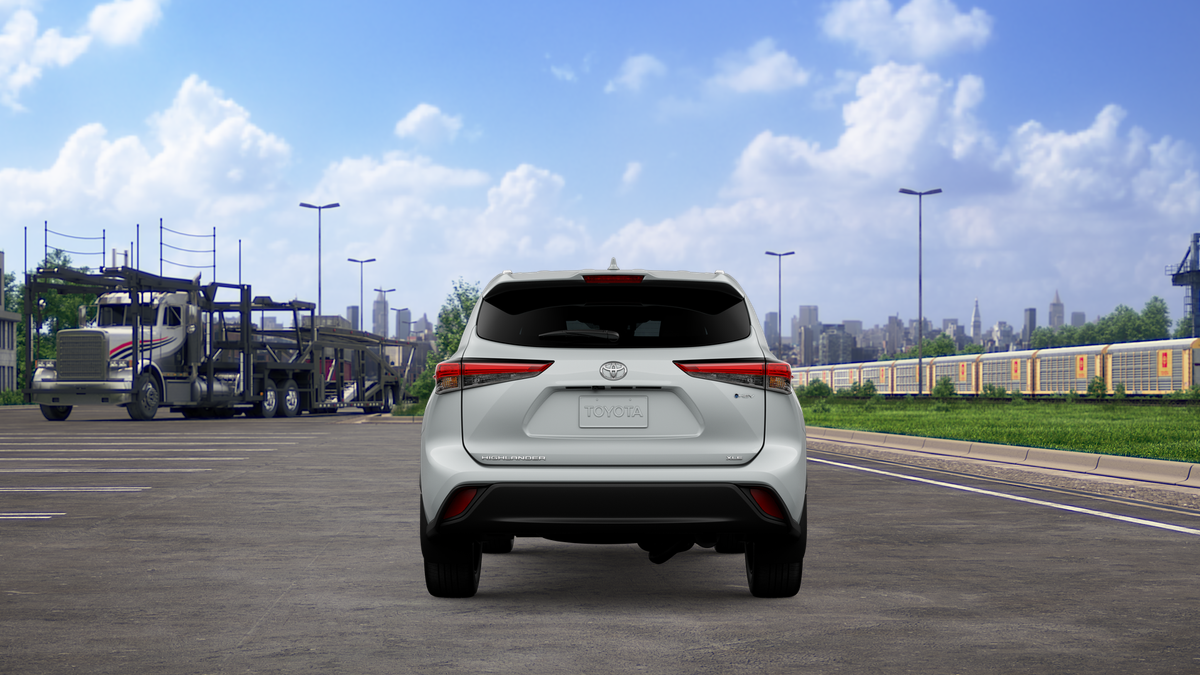 2026 Toyota Highlander Hybrid XLE