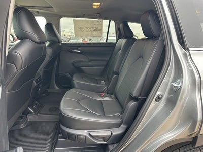 2026 Toyota Highlander XLE