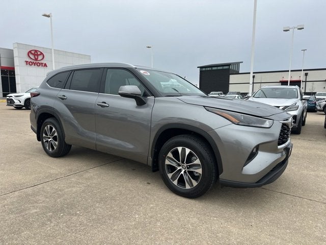 2026 Toyota Highlander XLE