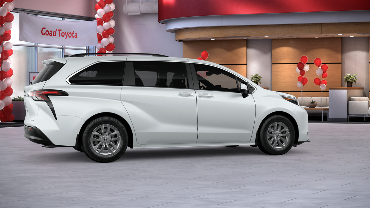 2026 Toyota Sienna XLE