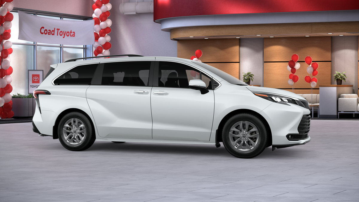 2026 Toyota Sienna XLE