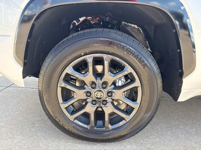 2026 Toyota Tundra i-FORCE MAX Tundra Platinum