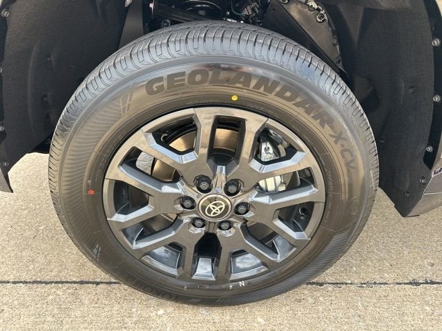 2026 Toyota Tundra i-FORCE MAX Tundra Platinum