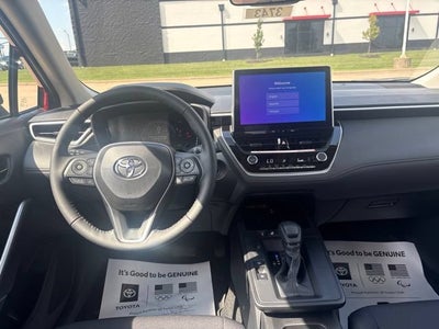 2026 Toyota Corolla Cross LE