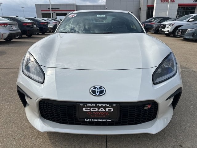 2025 Toyota GR86 Premium MT