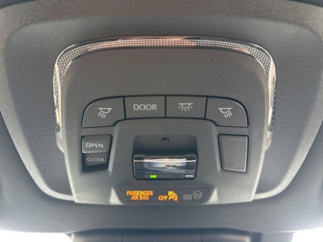 2025 Toyota Toyota Crown Signia Limited