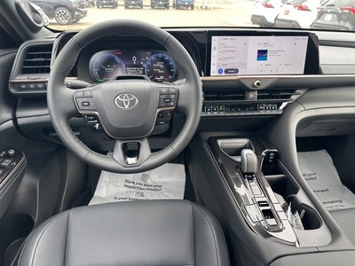 2025 Toyota Toyota Crown Signia Limited