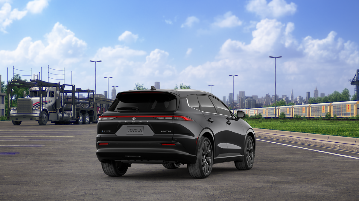 2025 Toyota Toyota Crown Signia Limited