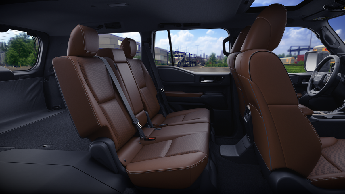 2026 Toyota Land Cruiser 4WD (Natl)