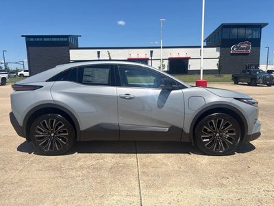 2026 Toyota C-HR XSE