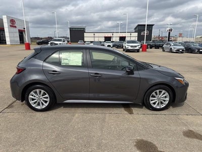 2026 Toyota Corolla Hatchback SE